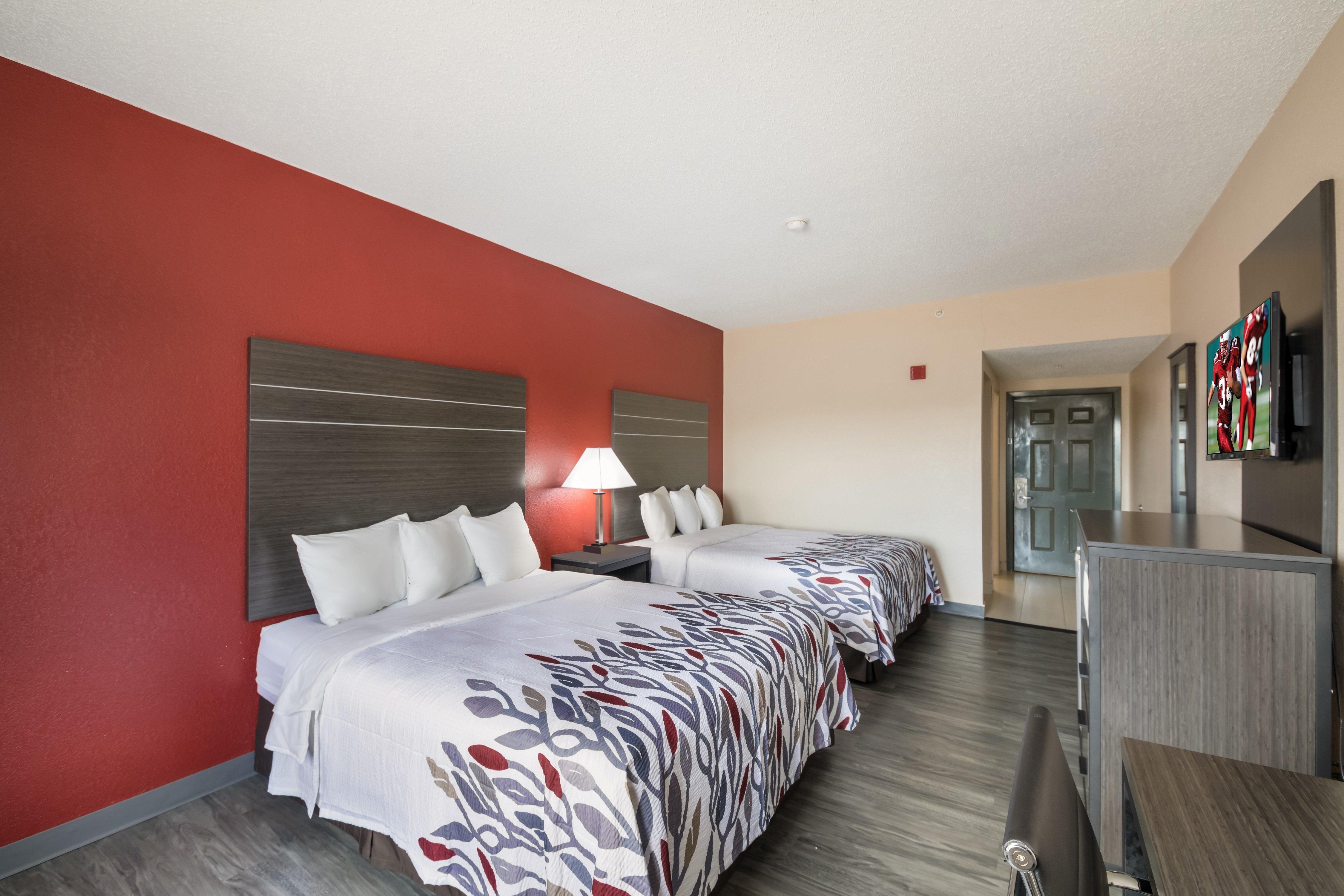 Red Roof Inn & Suites Austin East - Manor Bagian luar foto