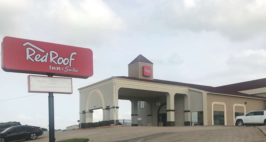 Red Roof Inn & Suites Austin East - Manor Bagian luar foto